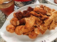 -老鼎万春卤菜(五代传承创始老店)