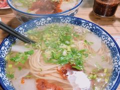 -陇上全荟兰州传统牛肉面(延吉路店)