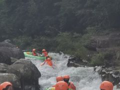 -雅鲁激流探险漂流