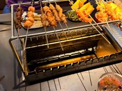-麦凯伦烧烤·精酿超级工厂店(金桥总店)