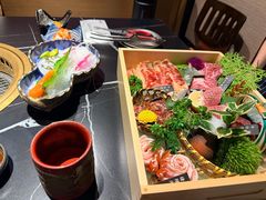 -山川小町·极番烧肉(新地假日广场店)