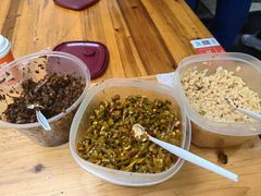-梁阿婆廿年老牌扣肉糯米饭