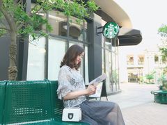 -王府井奥莱临潼小镇(临潼店)