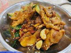 -江城燕子大排档(江汉路步行街店)