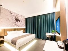 -格林东方酒店(北京国贸四惠高碑店地铁站店)