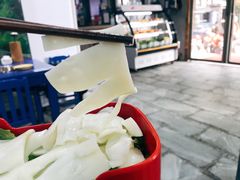 -马路边边·成都串串(翠柏路店)
