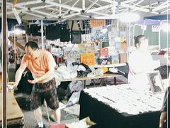 -吴山路夜市