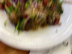 -东北四季饺子王(华山路店)