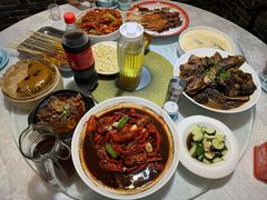 -茸梅路右拐龙虾-农家菜(松江店)