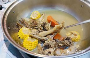 Clear Nourishing Chicken Bone Soup Base