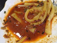 -撒拉人家.酸菜牦牛肉火锅