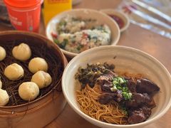 -佬钱湾仔(衣裳街店)