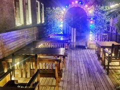 -麦落精酿啤酒餐吧(先农大院店)