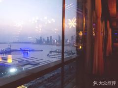 -VENU+海景酒廊