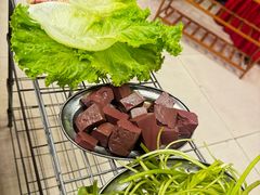 -老石黑山羊毛驴肉火锅(金凯广场店)
