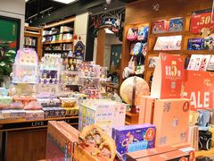 零售区-西西弗书店·矢量咖啡(新光天地店)