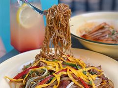 港式猪颈肉炒公仔面-梳打冰室(氹仔店)