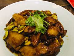 八旗茄子-局气烤鸭·北京菜(前门店)