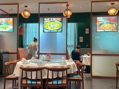 -江城小馆陕南妈妈菜·全球旅行餐厅(钟楼店)