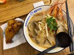 招牌海鲜冬荫功檬粉-星椰叻沙·椰浆鲜虾面(江南西店)