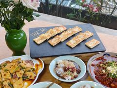 -怡得饭庄·30年老店·宋大妈昆明菜