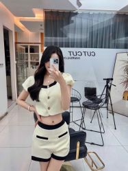 -CUT CUT Hair Salon