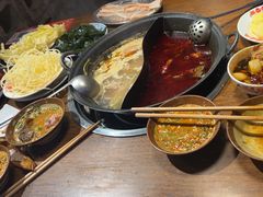 -萍姐火锅·公路夜市(武汉首店)