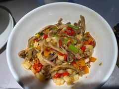 -费大厨辣椒炒肉(黄兴中心广场店)