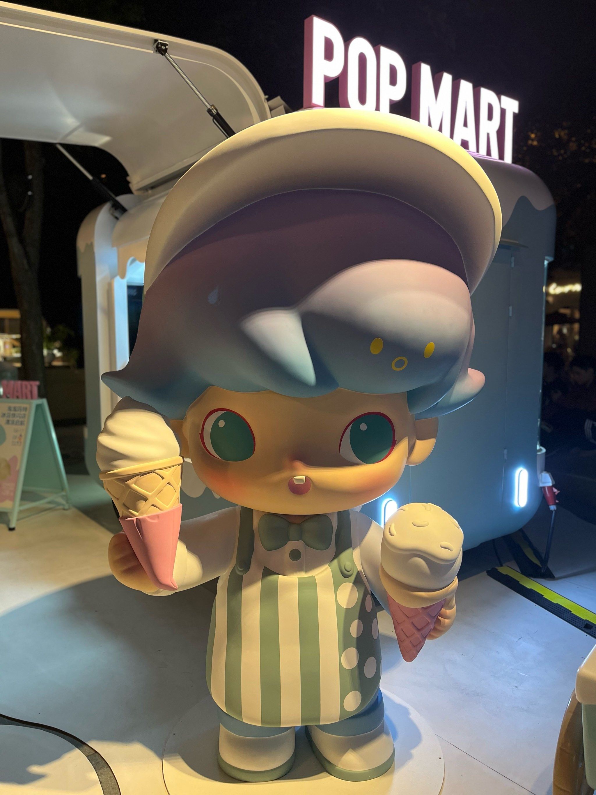 pop mart 冰🧊品快闪店