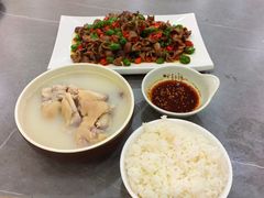 -彭记老妈蹄花(文化路店)