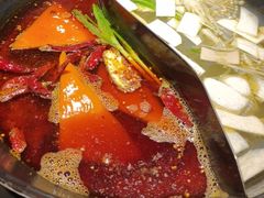 -重庆故事姊妹老火锅(财经学院店)