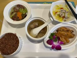-华美国际月子会所(合生店)