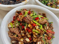 小炒腊黄牛肉-谭姐湘菜馆(浦东大道店)