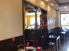 -余杨鸭鸭餐厅