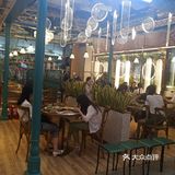 精致女生 约会地点不容错过 