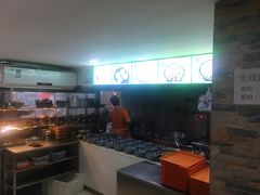 -老新隆牛肉锅贴(新街口店)