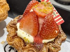 -HOT CRUSH趁热集合·现烤面包(上海环球港店)