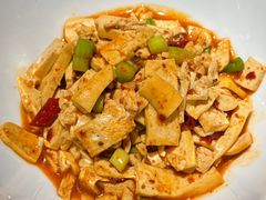 小炒石屏豆腐-一坐一忘云南菜(卓悦中心)