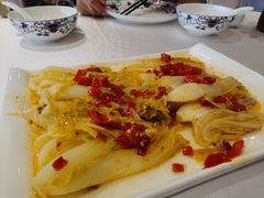 -景月阁空中食府(希尔顿酒店)