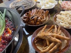 -黄潇洒老火锅(九眼桥宏济巷店)