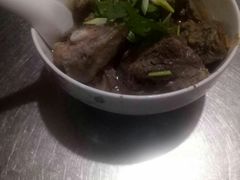 -穆豪麦蒸碗羊羔肉