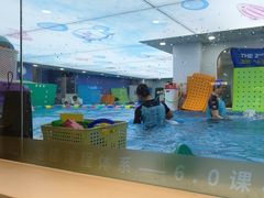 -龙格亲子游泳·水育早教运动中心(龙湾天街店)
