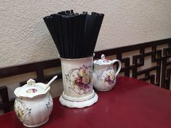 -金杨拉面王小吃面馆·牛三宝面·红烧牛肉粉