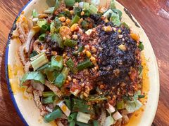 -拈签一笑黄牛肉辣卤串串