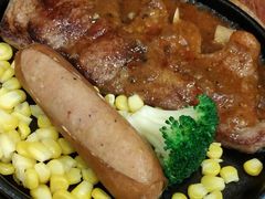 -玛格萝妮比萨屋(四平店)