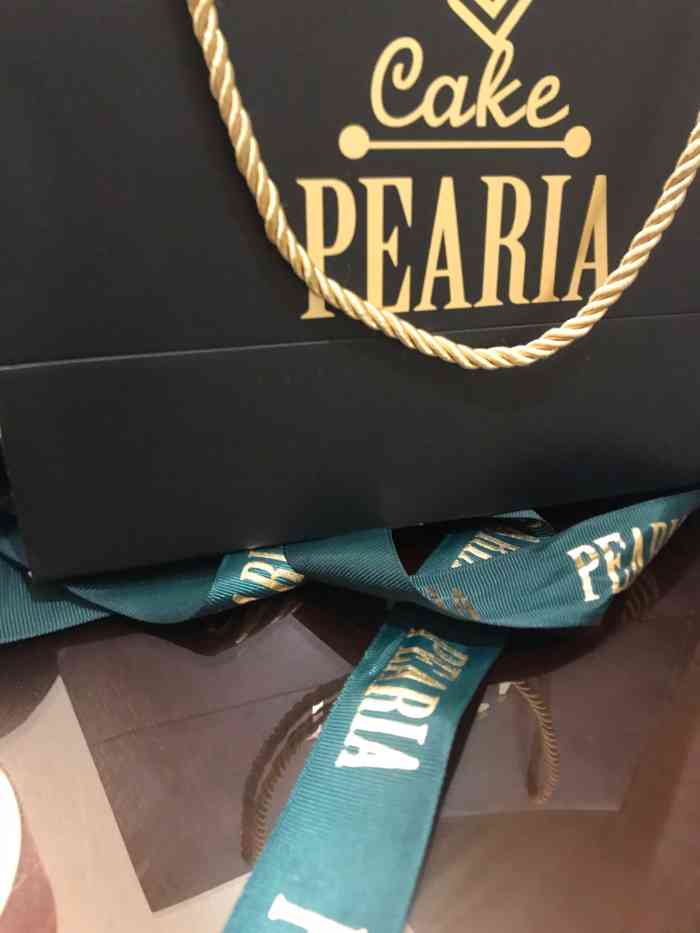 pearia·蛋糕定制(陆家嘴中心店)-"想搞个貌美一点的翻糖,就没有自己