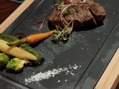 碳烤澳洲西冷牛排-YUE·6·西式融合餐厅(外滩六号店)