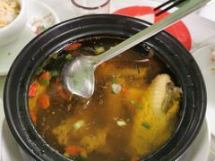 本鸡煲-宾湖农庄·农场特色(太湖龙之梦店)