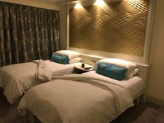 -麦哲伦丝绸度假村