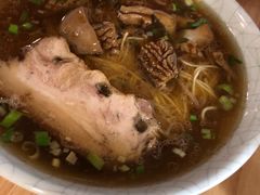 -朱鸿兴面馆(镇湖店)